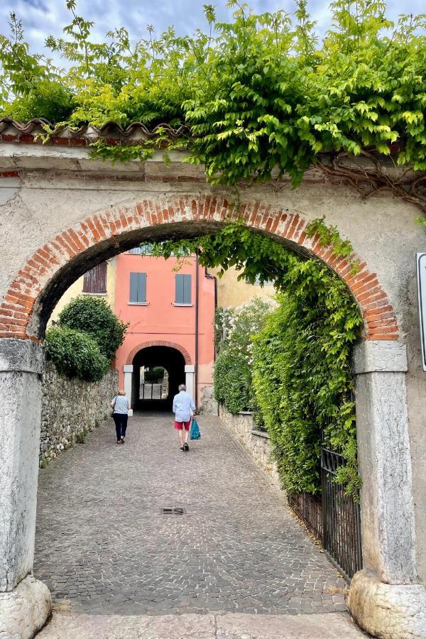 Apartmán Borgo Dei Sogni San Felice del Benaco Exteriér fotografie